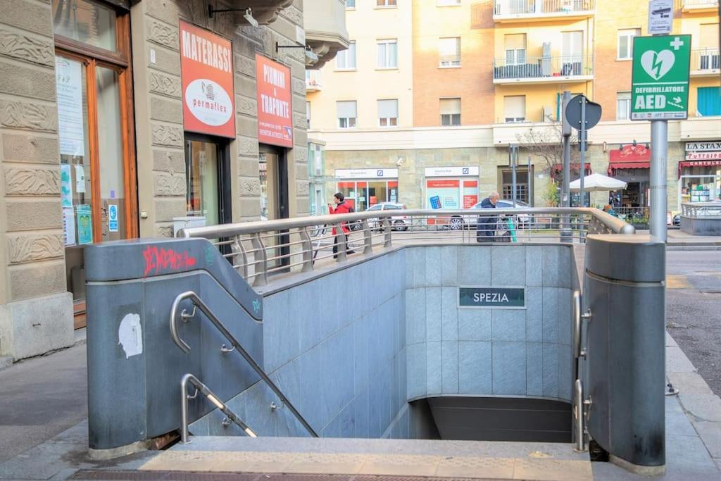 Casa Spezia - Metro Vicina, Wi-Fi Rapido & Netflix Apartment Turin Ngoại thất bức ảnh